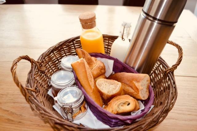 Chambre D'Hotes La Bourdonnaise Bourdonné Εξωτερικό φωτογραφία